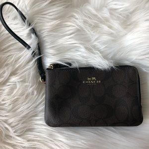 Coach Signature Double Corner Zip Wristlet